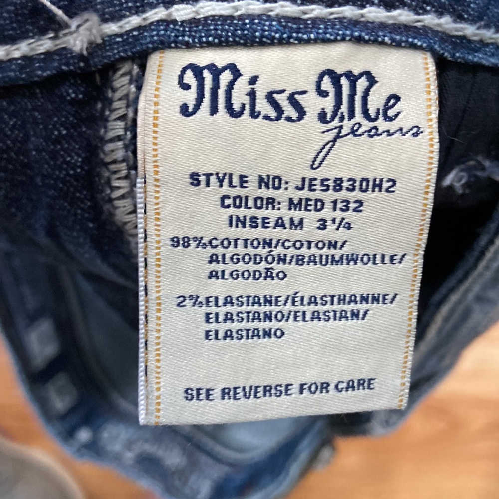 NWOT Miss Me Shorts - Picture 7 of 7